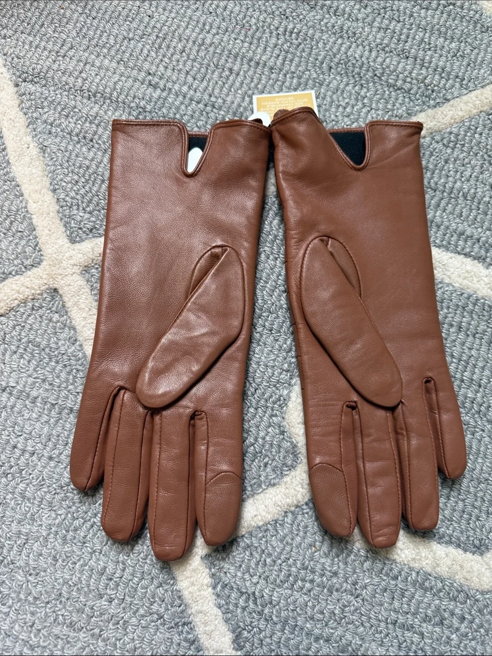 Michael Kors Quilted Leather Tech Gloves Chocolate Brown Size S NWT